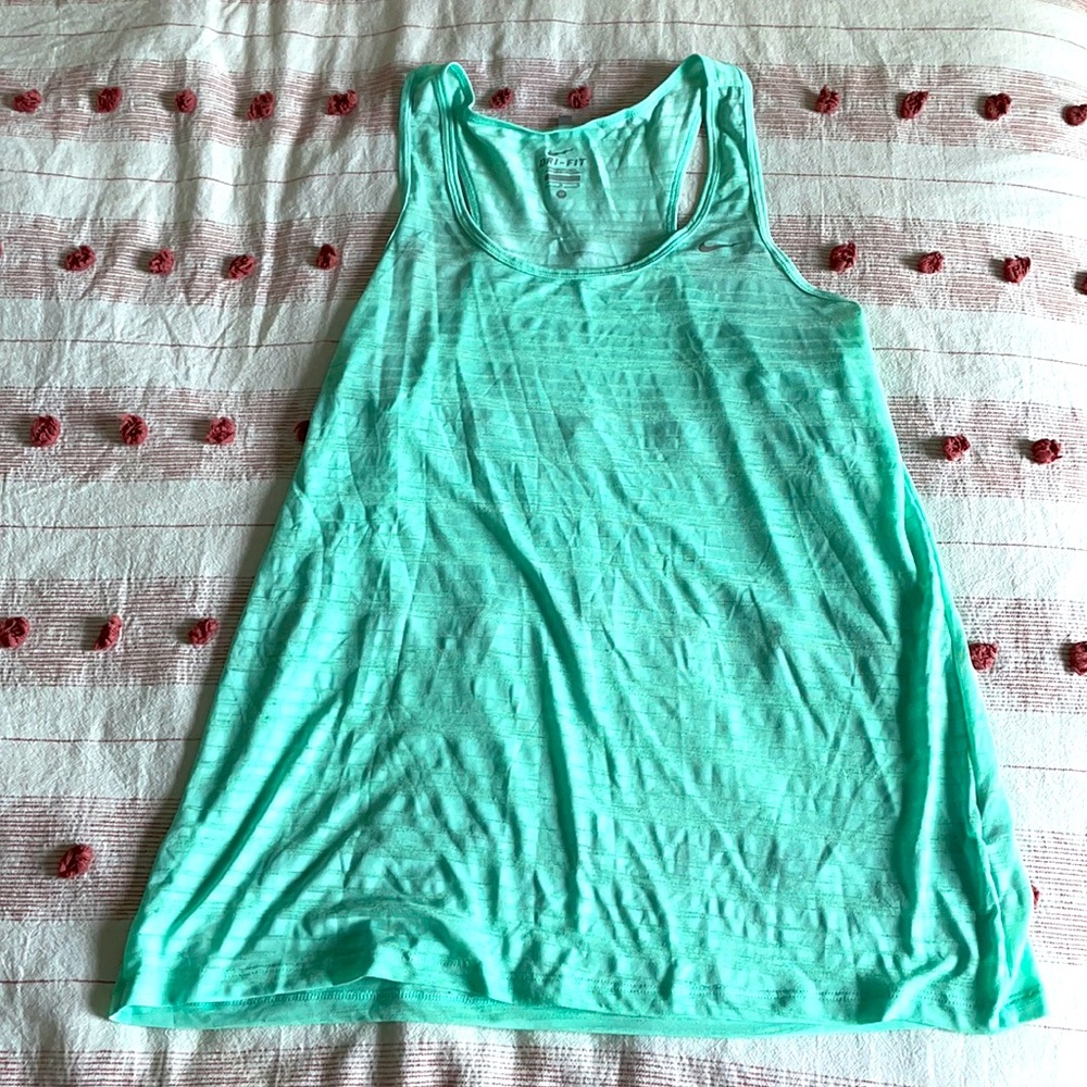 Nike racer back tank top